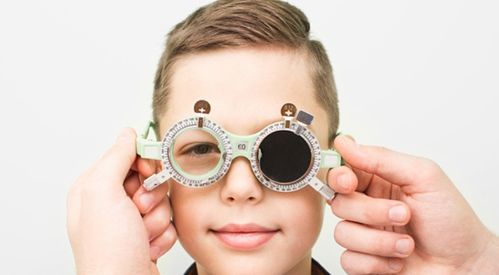 3岁就被查出弱视 孩子这些行为要重视